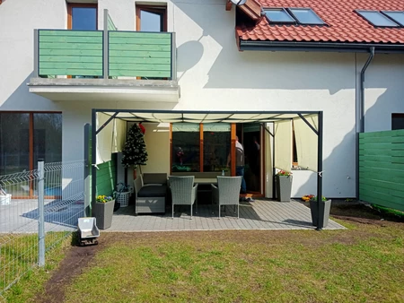 Santorini 3 x 4 m terrasspergola i krämfärgad metall Garden Point
