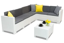 Vit hörnsoffa i konstrotting med soffbord Colorado Corner 6 Bica