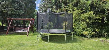 Trädgårdstrampolin med utomhusnät 366cm Jump Hero 12FT