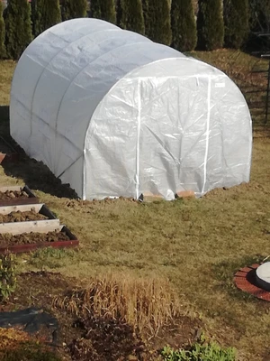 Plasttält metall 2,5x4 m Garden Point vit