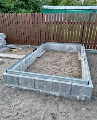 Växthus av polykarbonat Silver Mythos 1,85 x 3,1 m Palram – Canopia