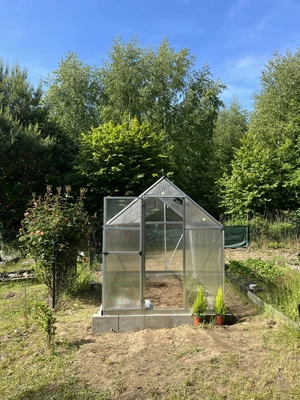 Växthus av polykarbonat Silver Mythos 1,85 x 3,1 m Palram – Canopia